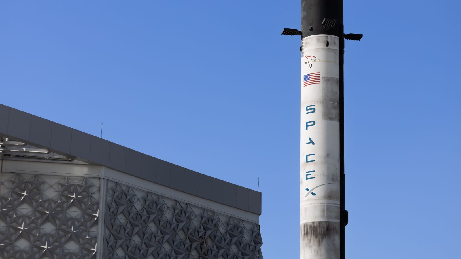 Musk regala un'azione SpaceX a ogni bambino americano